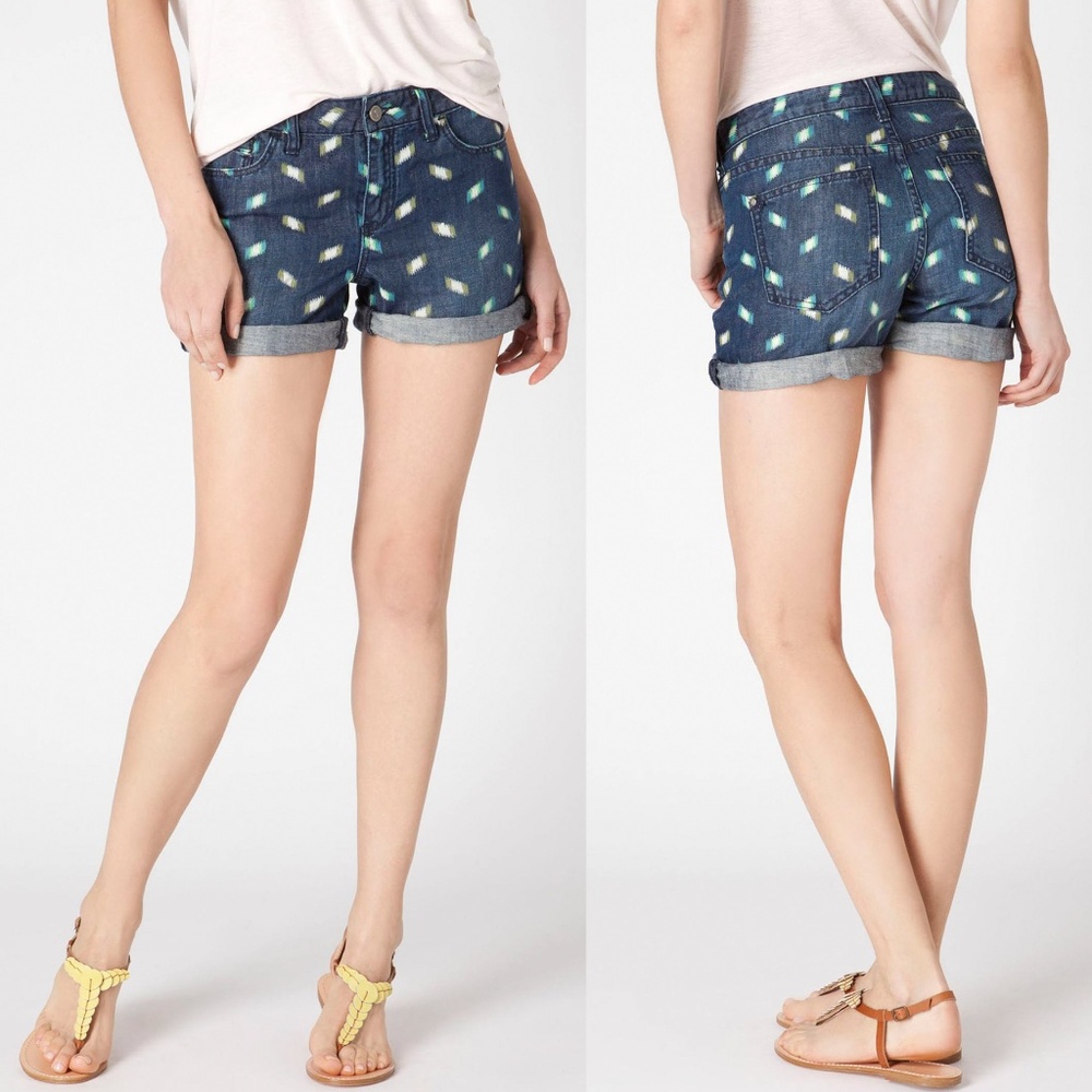 Anthro PILCRO & THE LETTERPRESS Stet Rollup Denim Painted Ikat Pattern Shorts